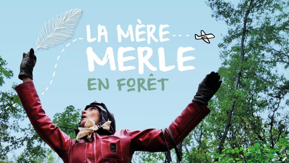 La mère merle en forêt